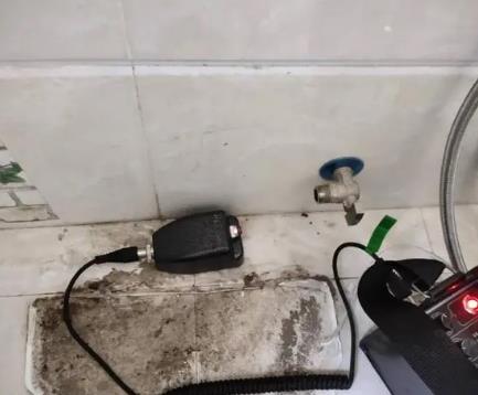 博爱屋顶漏水维修公司分享下卫生间漏水的危害及解决方法